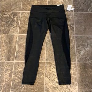 NWT Size L TALL Old Navy Elevate Leggings